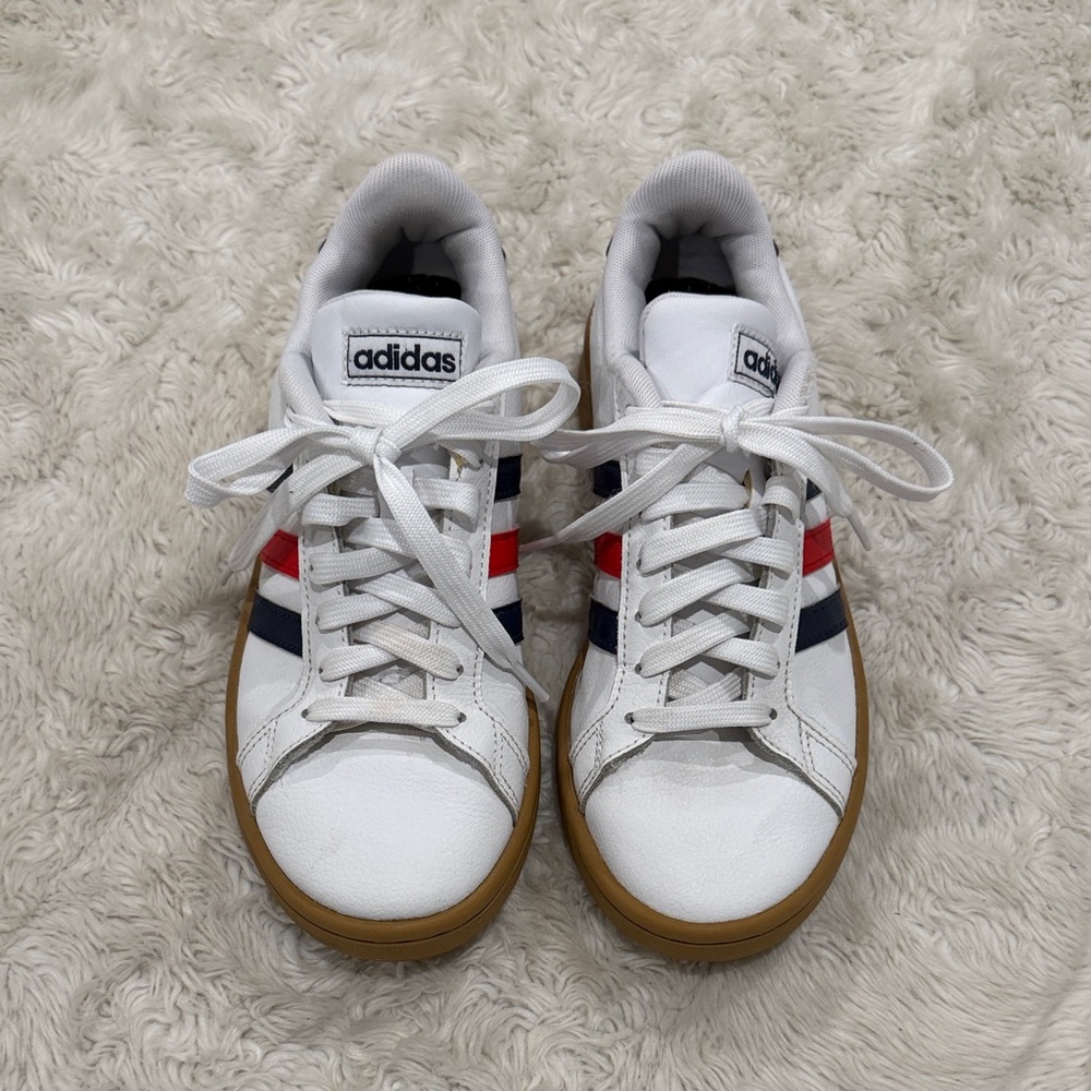 Adidas Grand Court sneakers white with navy and red stripes Woman’s Size 5 - Picture 2 of 5